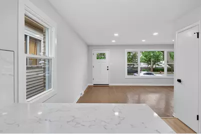 5135 S Saint Louis Avenue, Chicago, IL 60632 - Photo 7