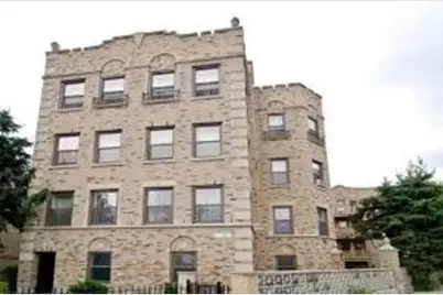 5726 N Mozart Street #2B, Chicago, IL 60659 - Photo 1
