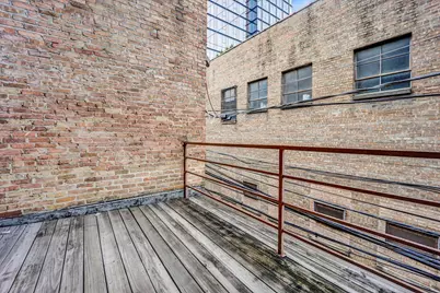 1019 W Lake Street #2, Chicago, IL 60607 - Photo 15