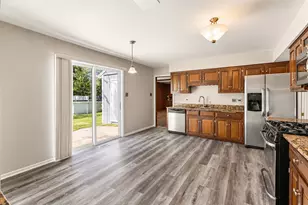 3490 Chalet Ln, Crete, IL 60417 - Photo 5