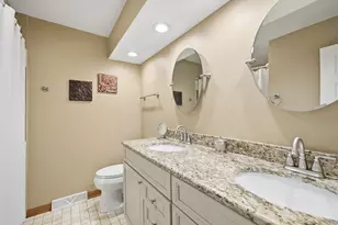 1363 E Kenilworth Ave, Palatine, IL 60074 - Photo 21