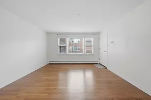 6927 W 64th Pl, Chicago, IL 60638 - Photo 9