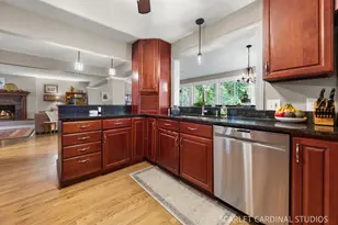 7S339 Midfield Dr, Aurora, IL 60506 - Photo 11