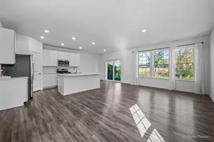 1303 Draper Rd, McHenry, IL 60050 - Photo 13