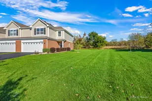 1303 Draper Rd, McHenry, IL 60050 - Photo 5