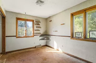 6581 Happy Acres Rd, Rockford, IL 61101 - Photo 11