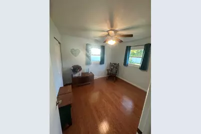 910 E Chestnut Street, Pontiac, IL 61764 - Photo 9