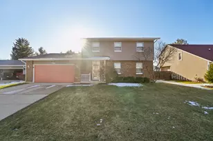 532 Shenandoah Trail, Elgin, IL 60123 - Photo 1