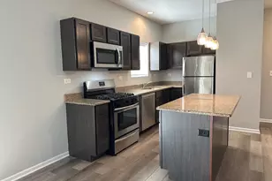 809 E Main St, East Dundee, IL 60118 - Photo 3