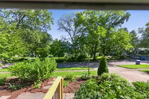 324 Birchwood Ln, Dekalb, IL 60115 - Photo 13