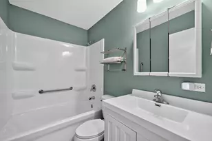 324 Birchwood Ln, Dekalb, IL 60115 - Photo 21