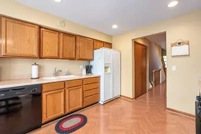 156 Spring N Court, Carpentersville, IL 60110 - Photo 11