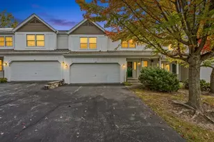 156 Spring N Ct, Carpentersville, IL 60110 - Photo 1