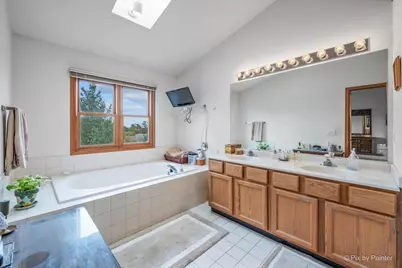 156 Spring N Court, Carpentersville, IL 60110 - Photo 19