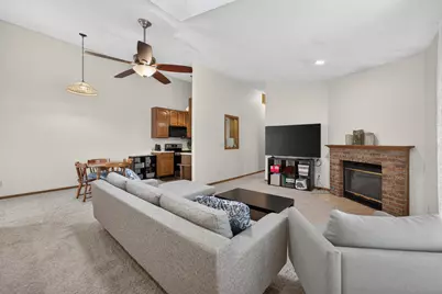 1802 Kennicott Court #1802, Sycamore, IL 60178 - Photo 7