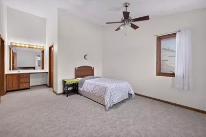 1802 Kennicott Court #1802, Sycamore, IL 60178 - Photo 19