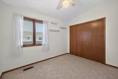1802 Kennicott Court #1802, Sycamore, IL 60178 - Photo 17