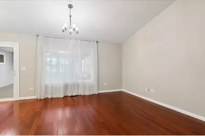 512 Lyon Drive #512, Buffalo Grove, IL 60089 - Photo 3
