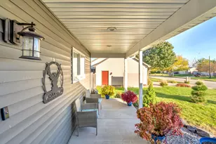 123 E 1st St, Manteno, IL 60950 - Photo 3