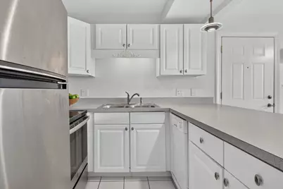 5508 E Lake Drive #D, Lisle, IL 60532 - Photo 9