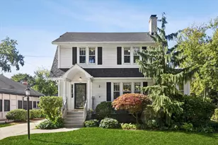 808 Howard St, Wheaton, IL 60187 - Photo 1