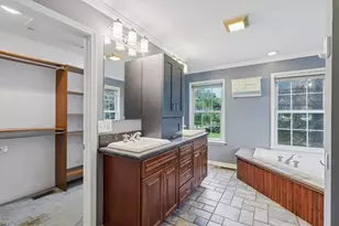 33584 N Almond Rd, Grayslake, IL 60030 - Photo 17