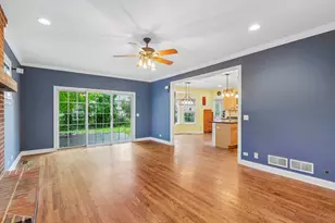 33584 N Almond Rd, Grayslake, IL 60030 - Photo 7