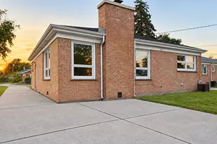 1821 Mayfair Ave, Westchester, IL 60154 - Photo 27