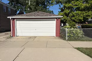 1101 W 93rd St, Chicago, IL 60620 - Photo 3