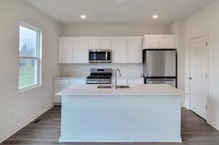 2600 San Juan Ln, Pingree Grove, IL 60140 - Photo 3