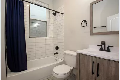 3505 N Sheffield Avenue #2R, Chicago, IL 60657 - Photo 3
