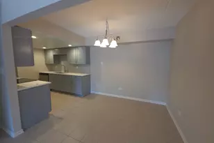 1674 Kiowa Cir, Naperville, IL 60565 - Photo 5