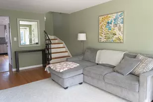 2846 W 101st St, Evergreen Park, IL 60805 - Photo 5