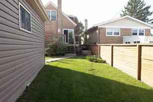 2846 W 101st St, Evergreen Park, IL 60805 - Photo 41