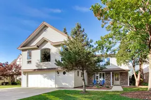 1000 E Ardyce Ln, Mount Prospect, IL 60056 - Photo 1