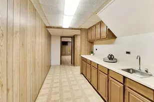 1000 E Ardyce Ln, Mount Prospect, IL 60056 - Photo 23