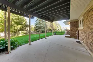 1000 E Ardyce Ln, Mount Prospect, IL 60056 - Photo 29