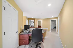 415 Ranch Rd, Wheaton, IL 60187 - Photo 17