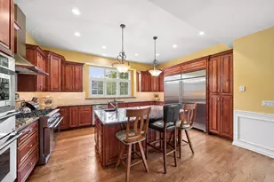415 Ranch Rd, Wheaton, IL 60187 - Photo 3