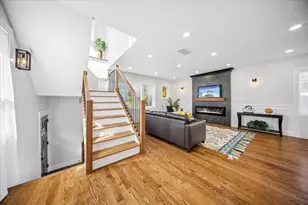 7048 26th Pkwy, Berwyn, IL 60402 - Photo 3