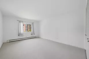 10361 Dearlove Rd, Glenview, IL 60025 - Photo 13