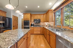 275 Stafney Dr, Batavia, IL 60510 - Photo 13