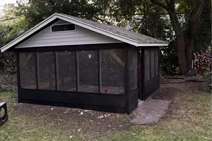 1009 Sherman St, Joliet, IL 60433 - Photo 9
