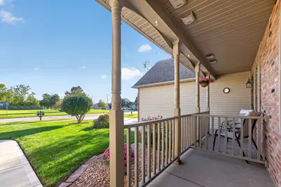9 E South Avenue, Cortland, IL 60112 - Photo 3