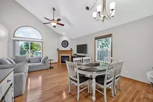 9 E S Ave, Cortland, IL 60112 - Photo 19