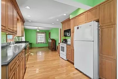 6600 Pine Point Drive, Tinley Park, IL 60477 - Photo 9