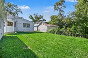 6600 Pine Point Dr, Tinley Park, IL 60477 - Photo 23