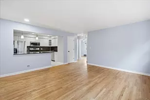 10154 Hartford Ct, Schiller Park, IL 60176 - Photo 7