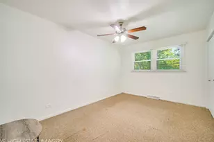 2816 Tennyson Pl, Hazel Crest, IL 60429 - Photo 13