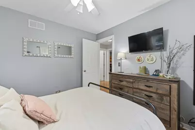 1206 Avery Avenue, Wheaton, IL 60187 - Photo 15